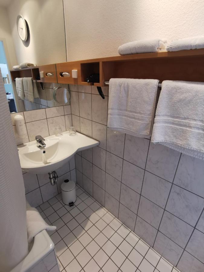 Max Hotel Duesseldorf Self-Check-In Exteriér fotografie