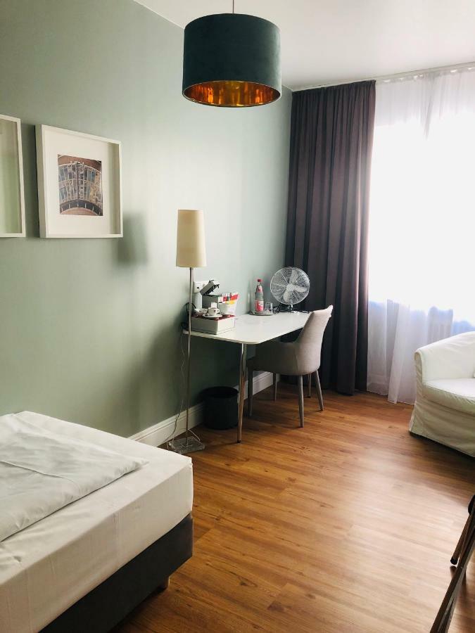 Max Hotel Duesseldorf Self-Check-In Exteriér fotografie